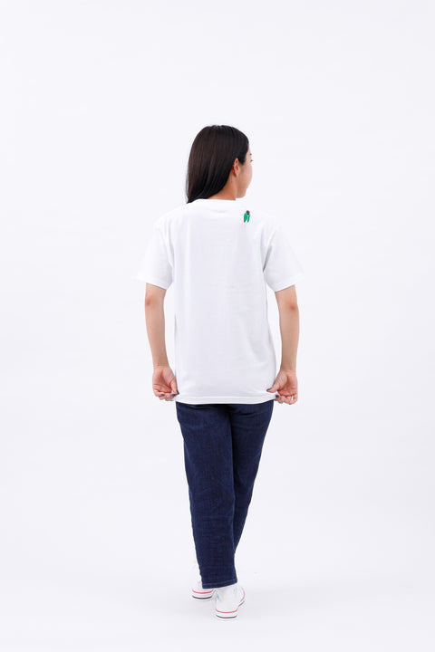 Full-body rear view of the woman wearing the "Summer Holidays" T-shirt and jeans, standing straight.